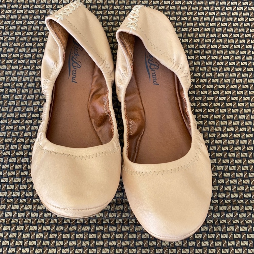 Lucky brand flats